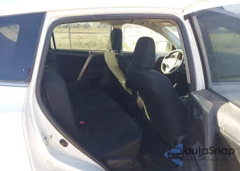 2014 Toyota Rav4 Le z USA, uszkodzony, nr VIN JTMZFREV1EJ010312